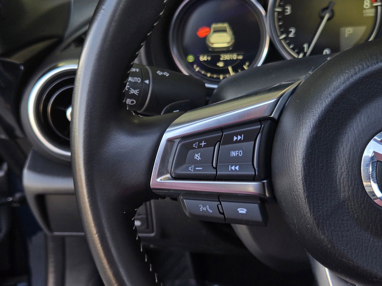 Used 2025 MAZDA MX-5 Miata RF Grand Touring RWD image 20