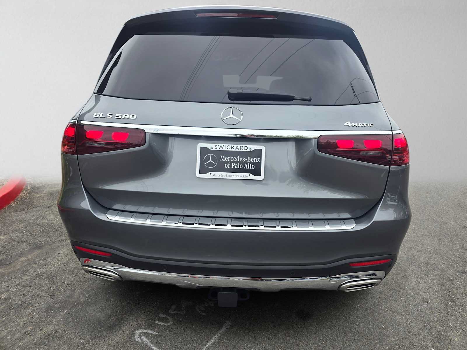 New 2026 Mercedes-Benz GLS 580 4MATIC image 4