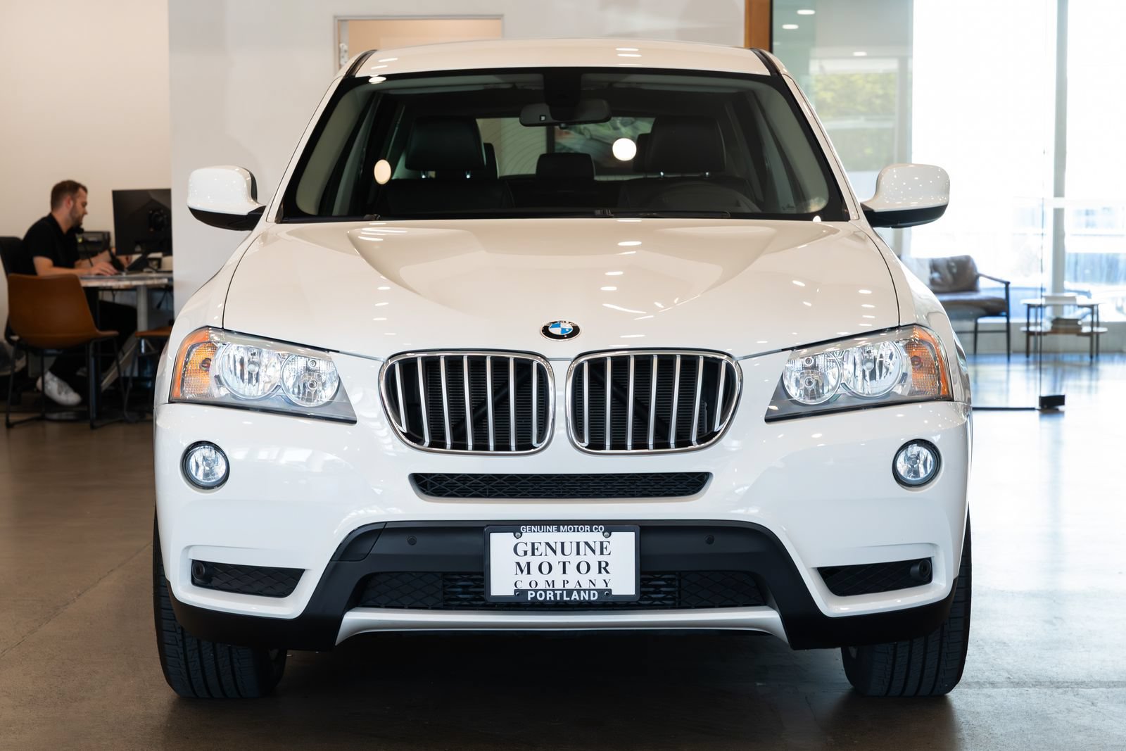 Used 2014 BMW X3 xDrive28i w/ Technology Package AWD/4WD image 2