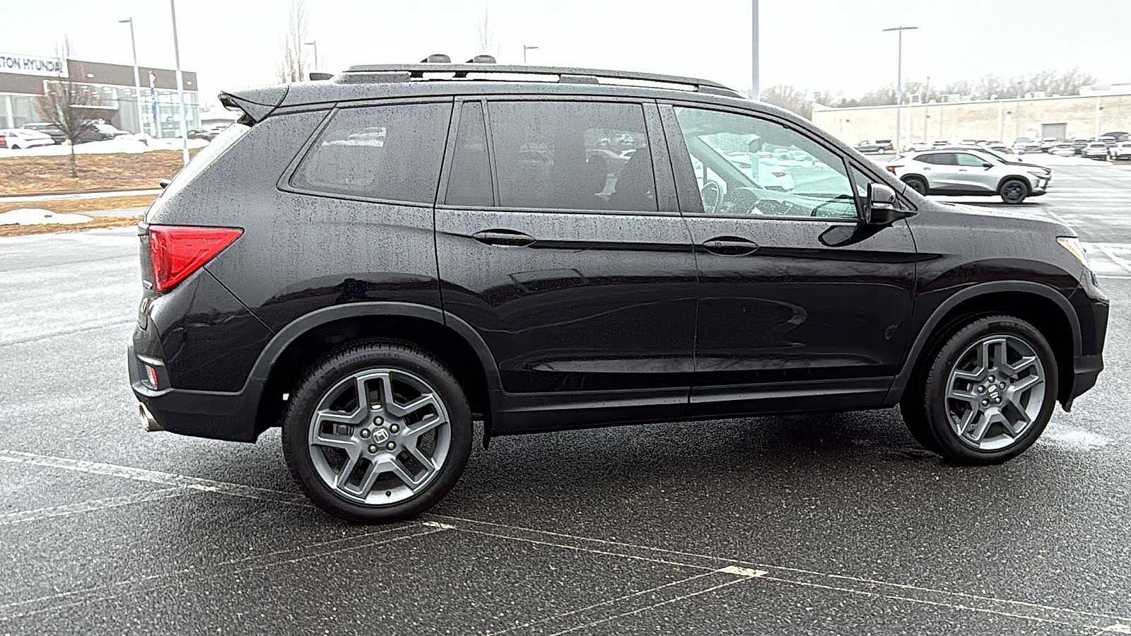 Used 2023 Honda Passport EX-L image 5