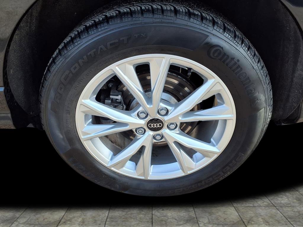 Used 2024 Audi Q3 2.0T Premium Plus w/ Premium Plus Package image 6