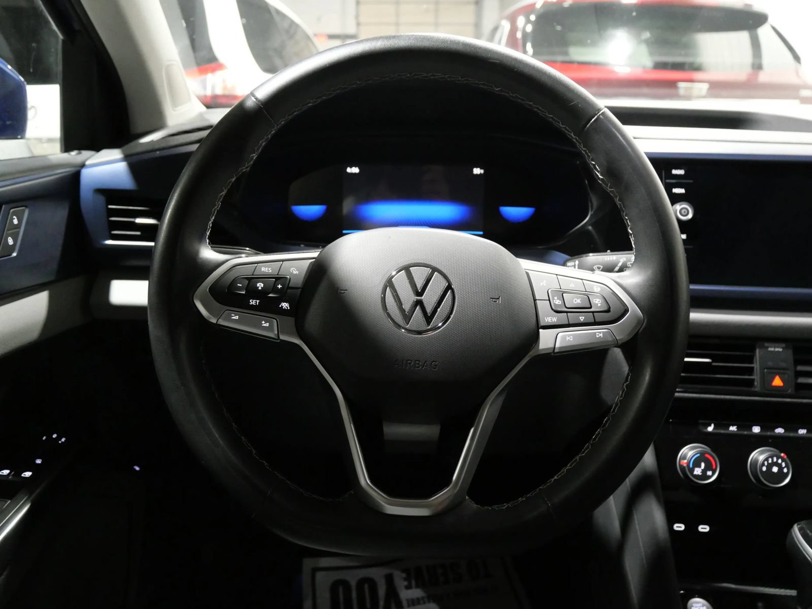 Used 2023 Volkswagen Taos SE FWD image 14