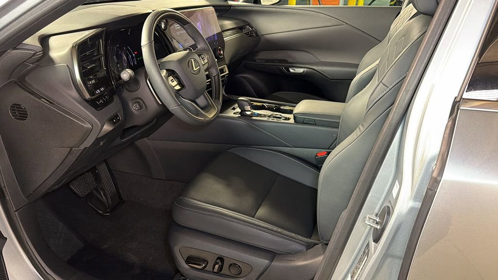 Used 2024 Lexus RX 350 Premium w/ Cold Area Package image 21