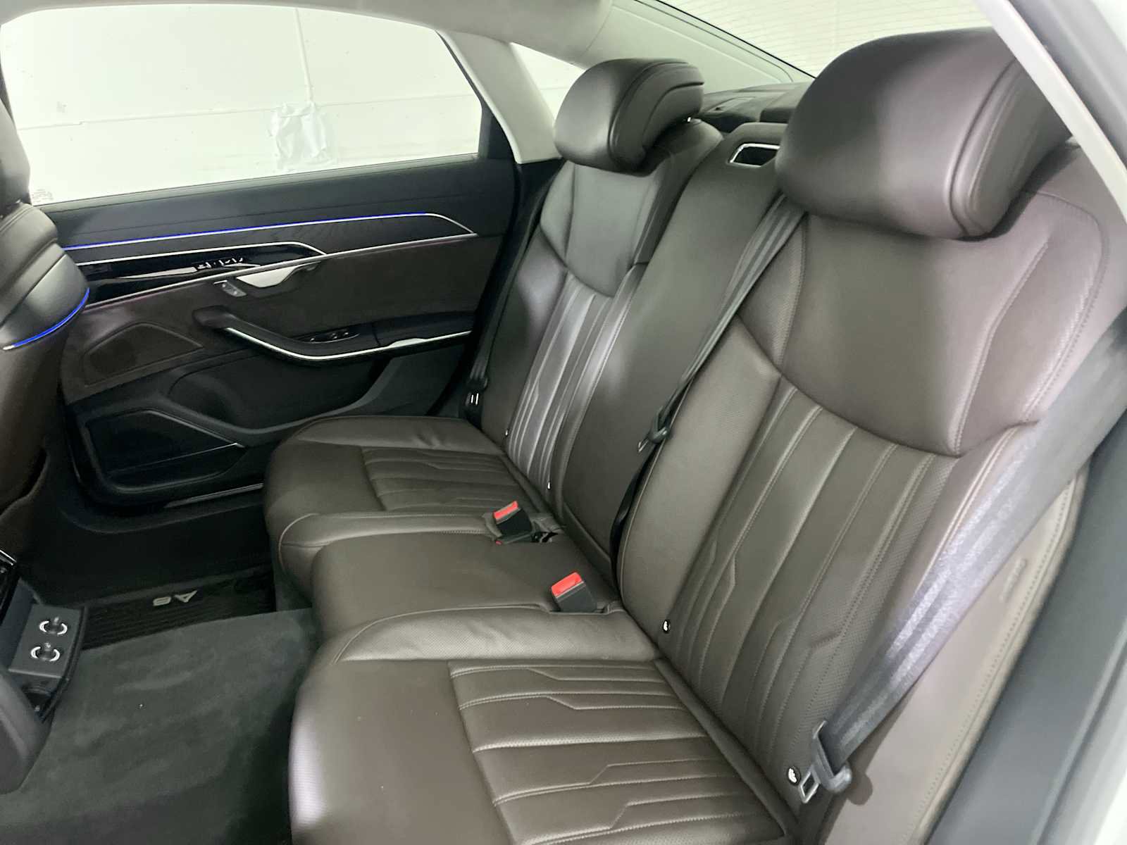 Used 2020 Audi A8 L 4.0T w/ Executive Package image 25