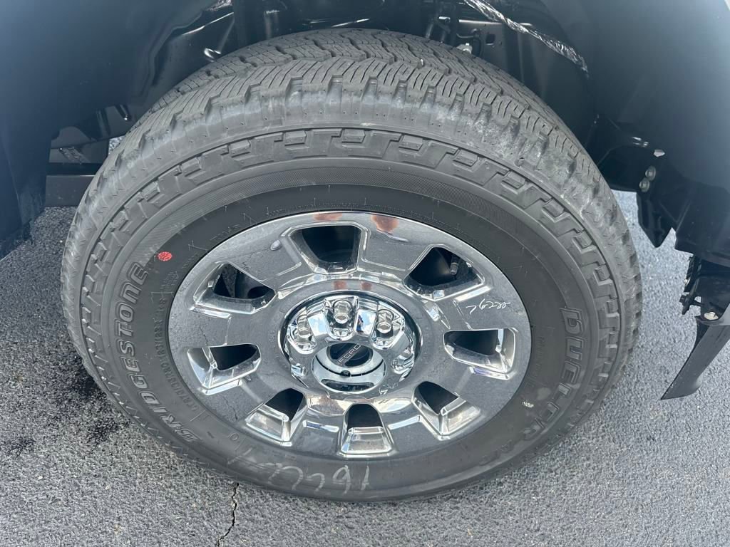 New 2025 Ford F250 King Ranch w/ Chrome Package image 35