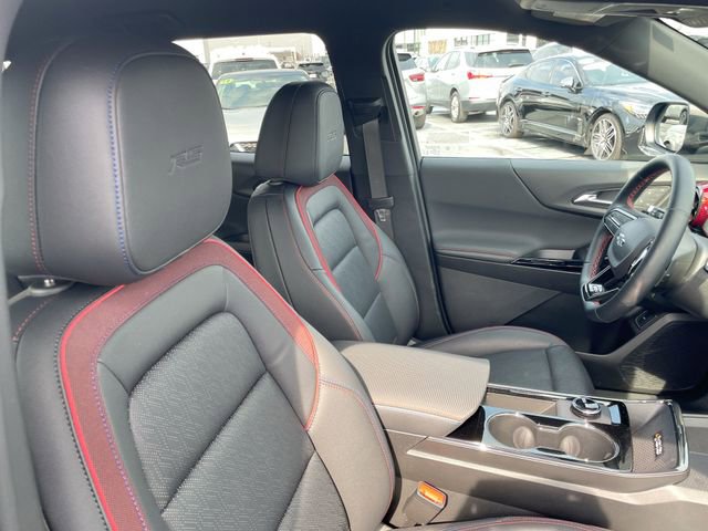 Used 2025 Chevrolet Equinox RS w/ Safety and Technology Package image 17