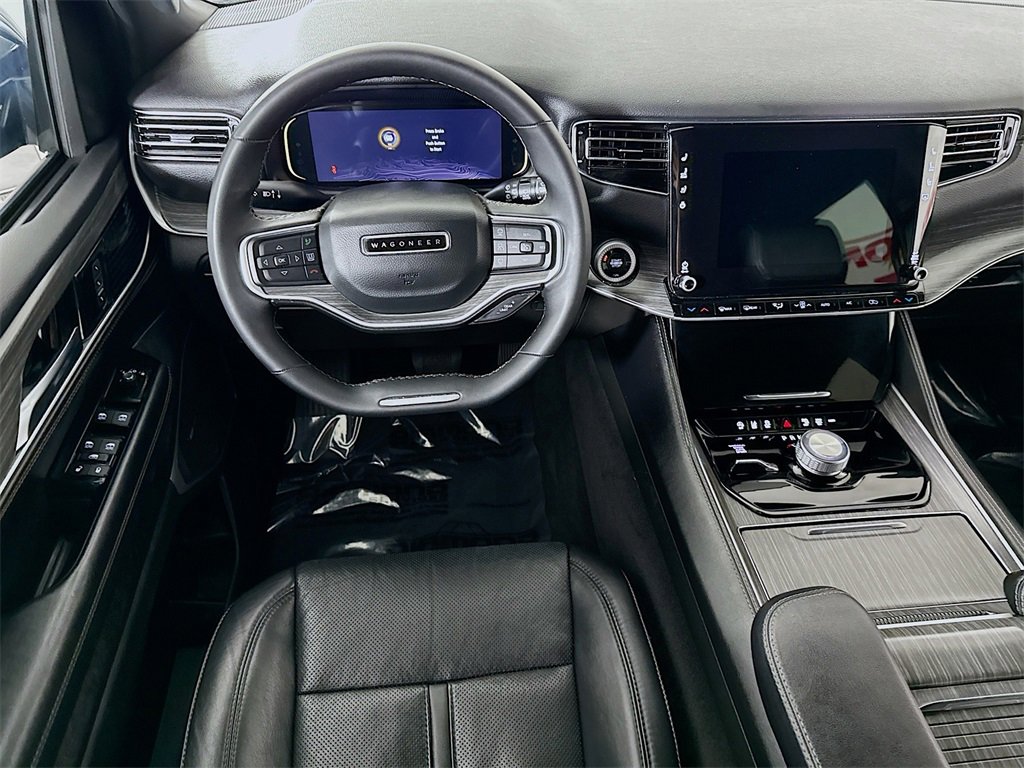 Used 2024 Jeep Wagoneer L Series II w/ Flexible Seating Group image 3