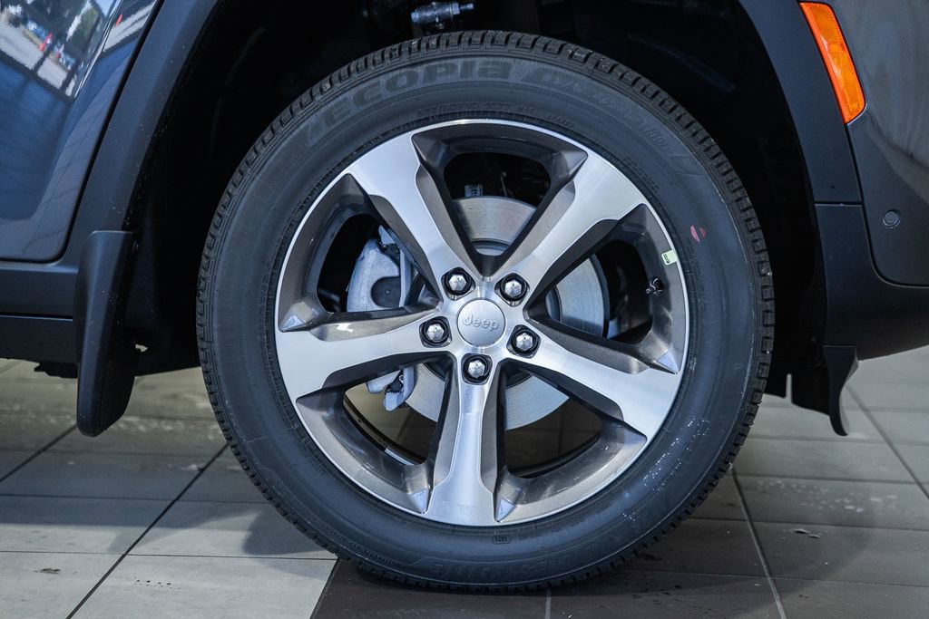 New 2026 Jeep Grand Cherokee Limited AWD/4WD image 18