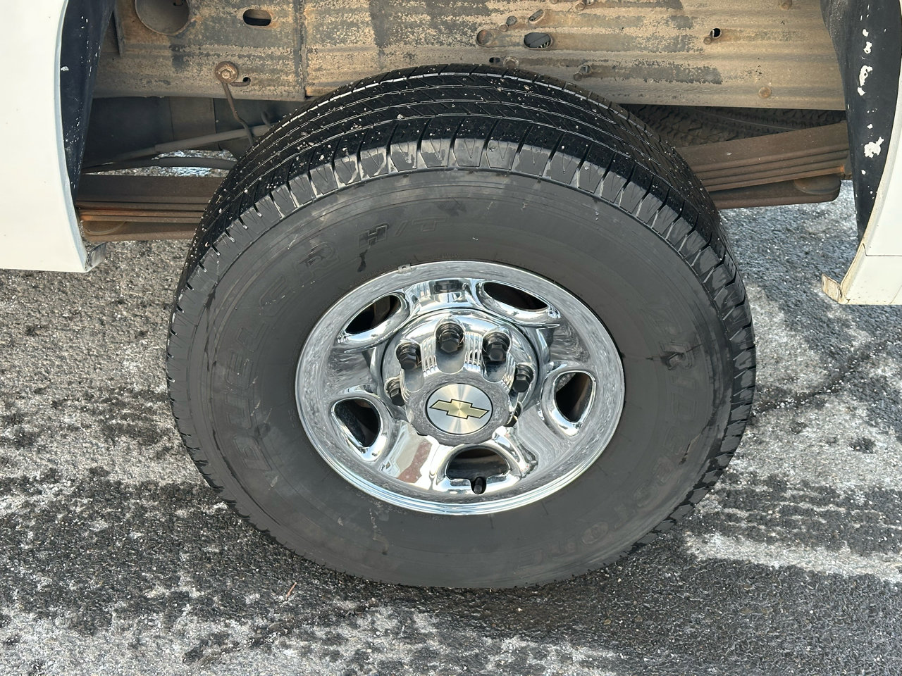 Used 2009 Chevrolet Silverado 2500 LT w/ Suspension Package, Off-Road image 11