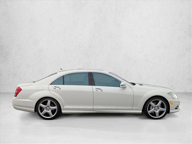 Used 2011 Mercedes-Benz S 550 image 4