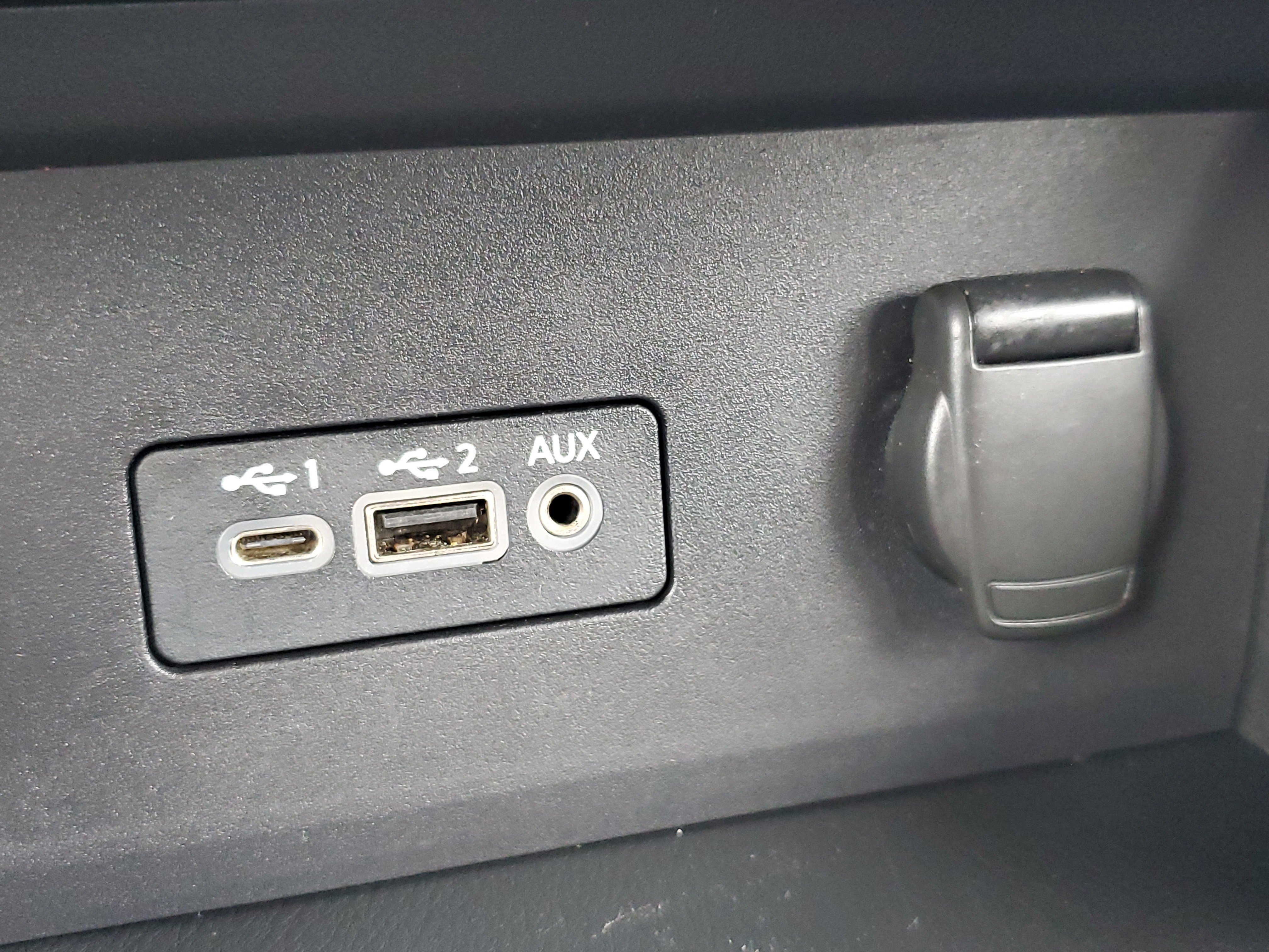 Certified 2021 Nissan Sentra SV image 24