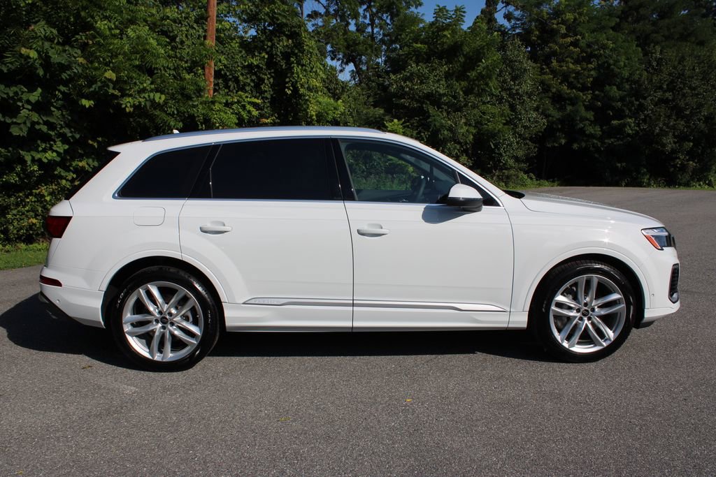 New 2025 Audi Q7 3.0T Premium Plus image 9