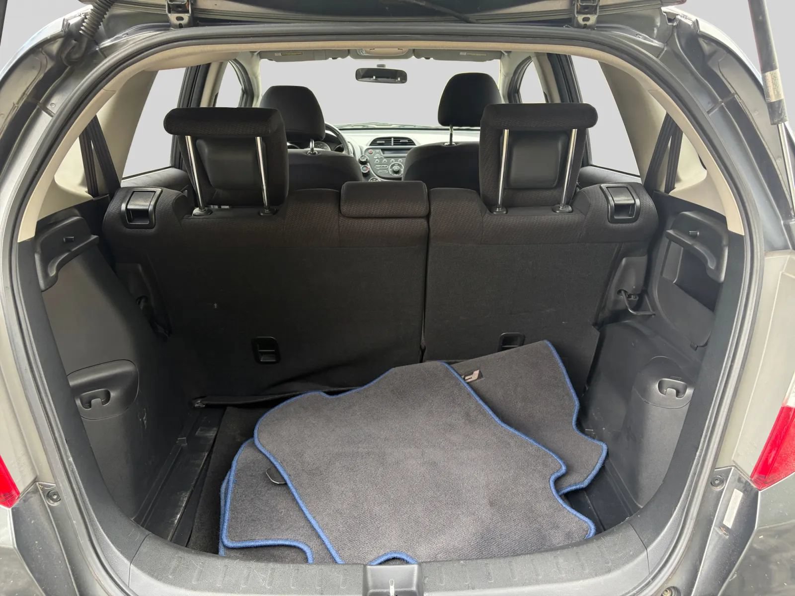 Used 2013 Honda Fit Sport image 19
