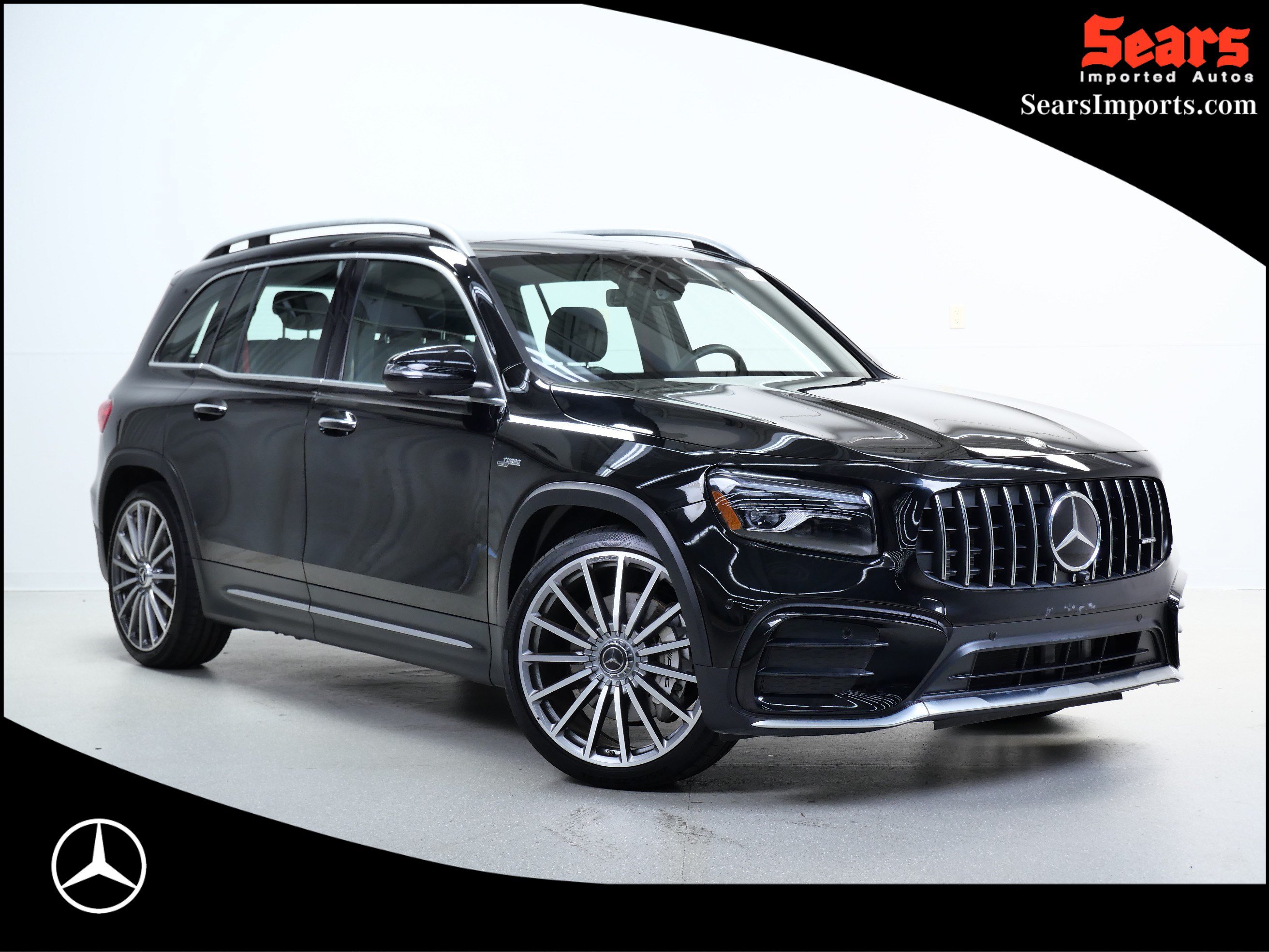 Used 2024 Mercedes-Benz GLB 35 AMG 4MATIC image 1