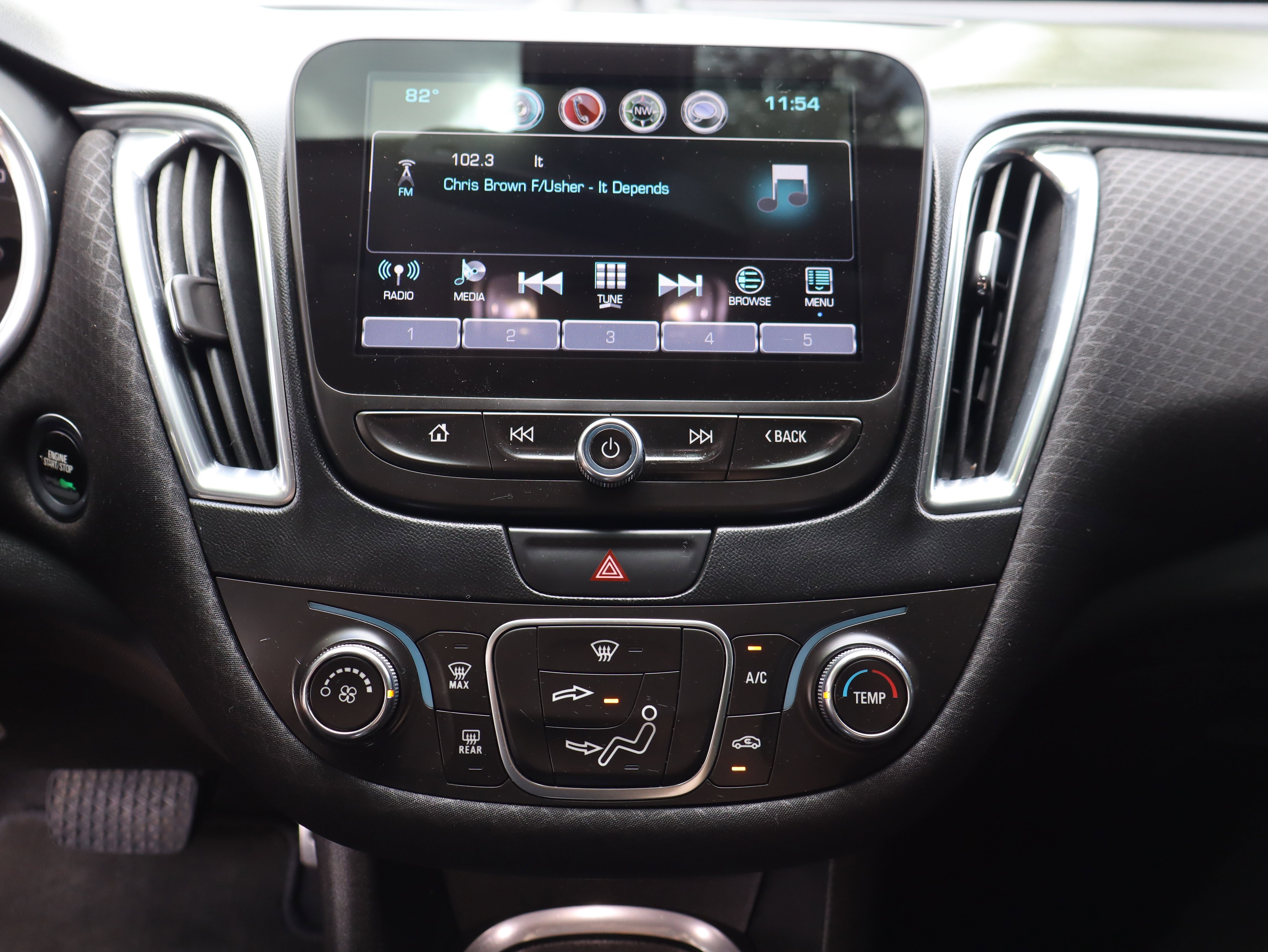 Used 2016 Chevrolet Malibu LT image 30