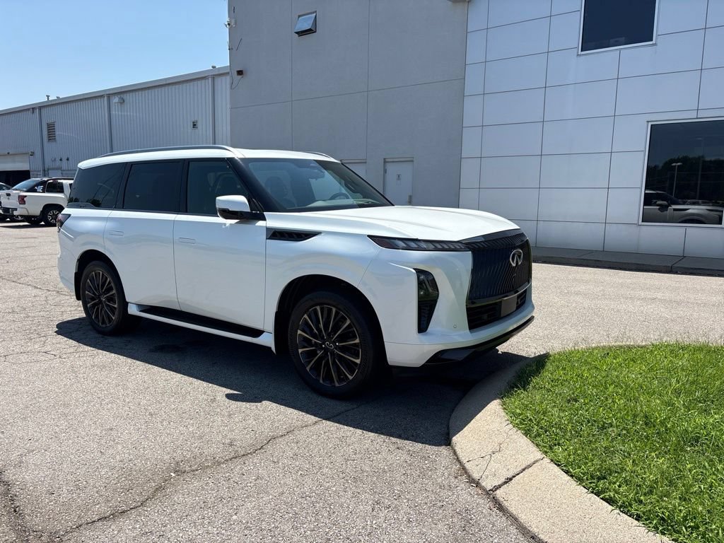 Used 2026 INFINITI QX80 Autograph w/ Premium Cargo Package AWD/4WD image 5
