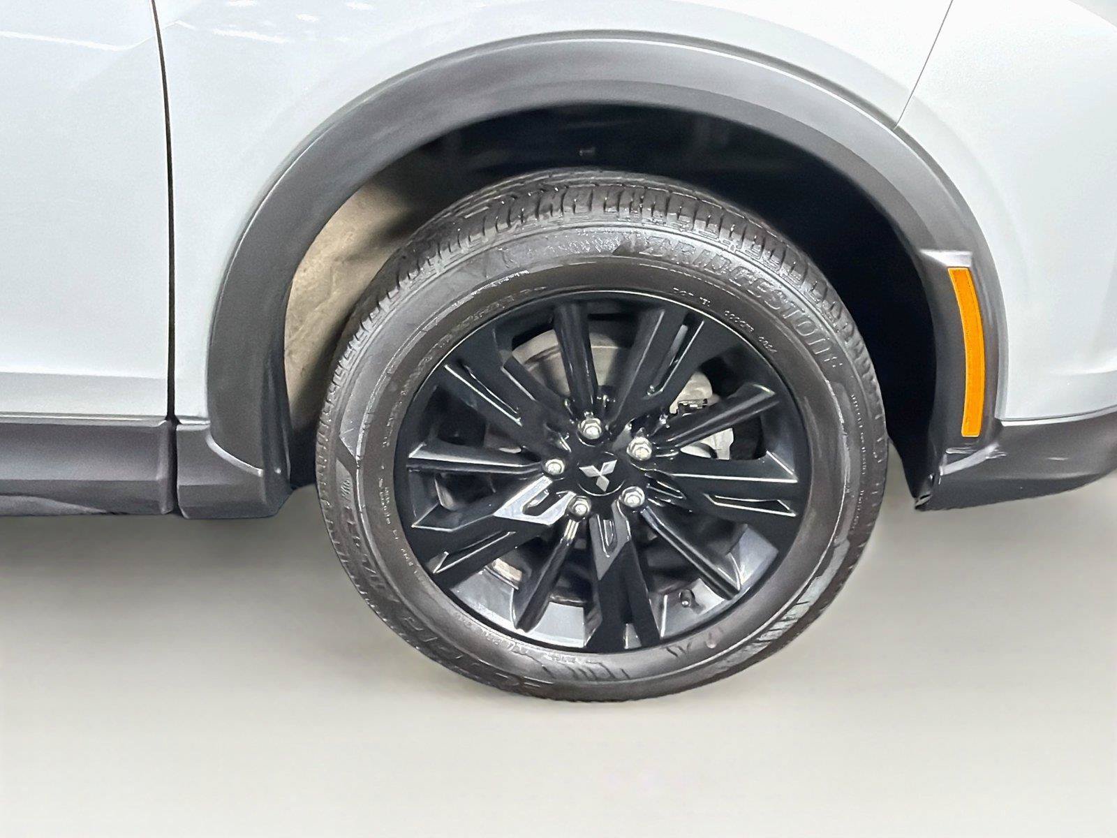 Used 2024 Mitsubishi Eclipse Cross LE AWD/4WD image 37
