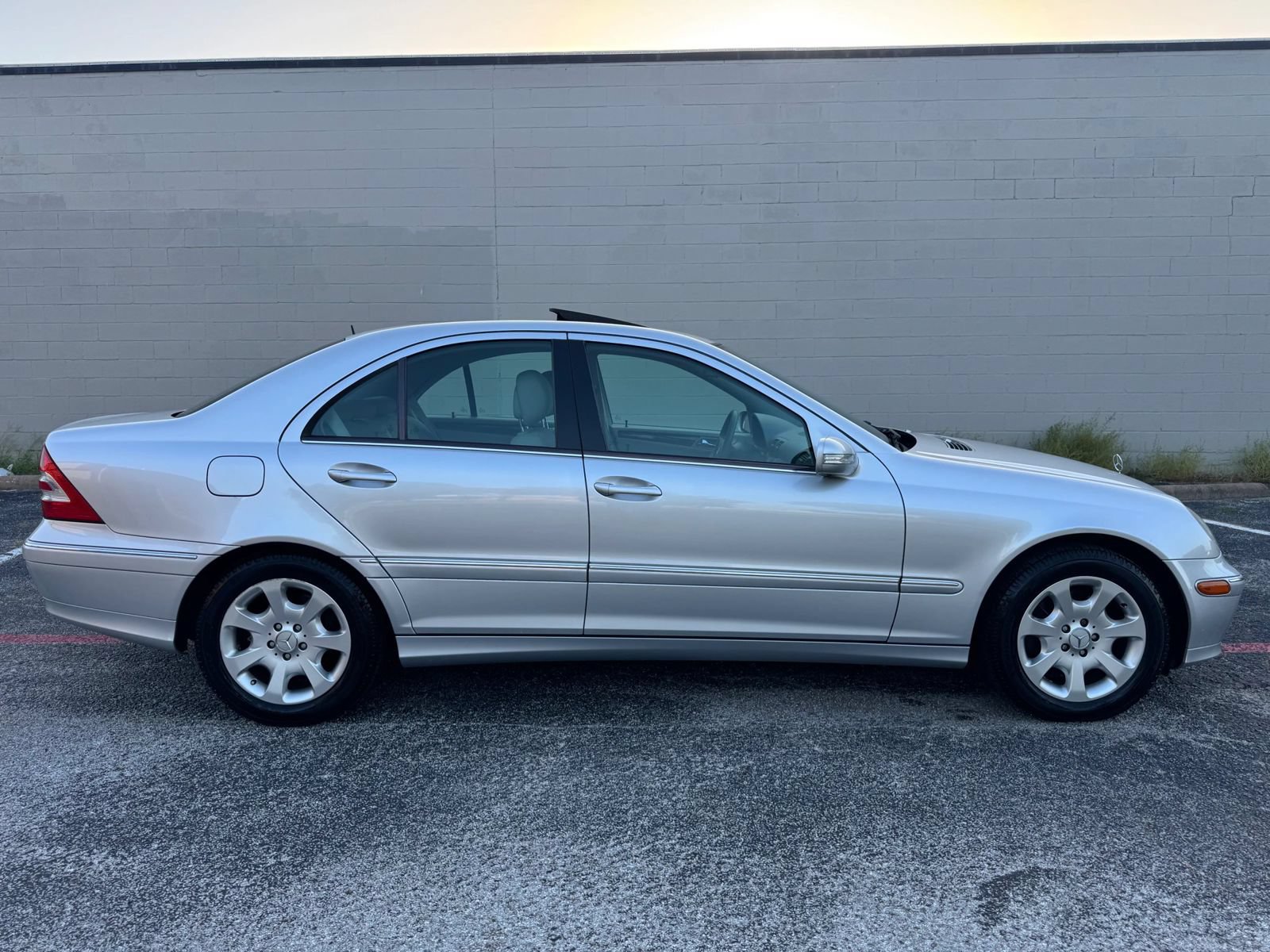 Used 2006 Mercedes-Benz C 280 Sedan image 4