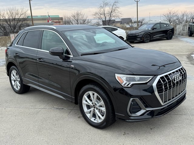 Used 2025 Audi Q3 2.0T Premium image 6