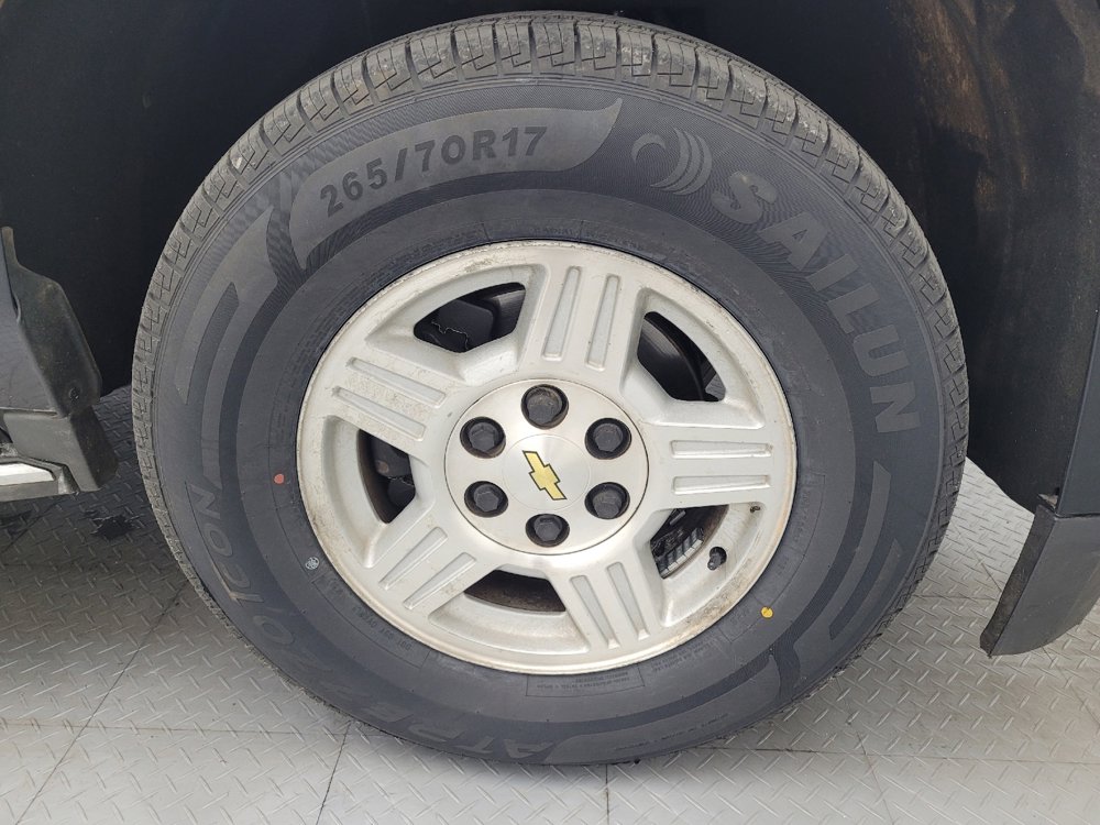 Used 2015 Chevrolet Suburban LTZ AWD/4WD image 31