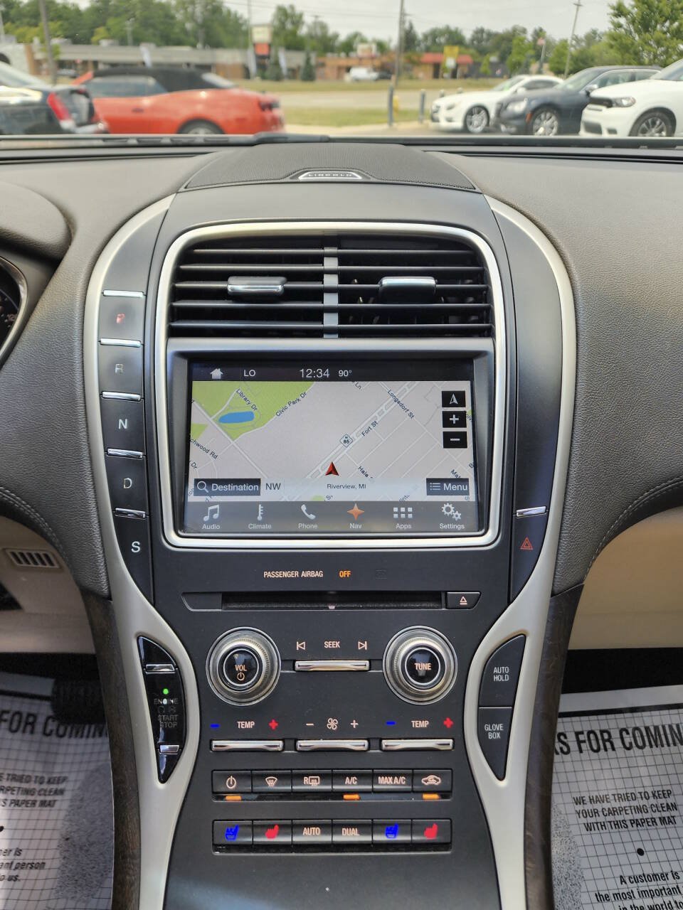 Used 2016 Lincoln MKX Reserve FWD image 16