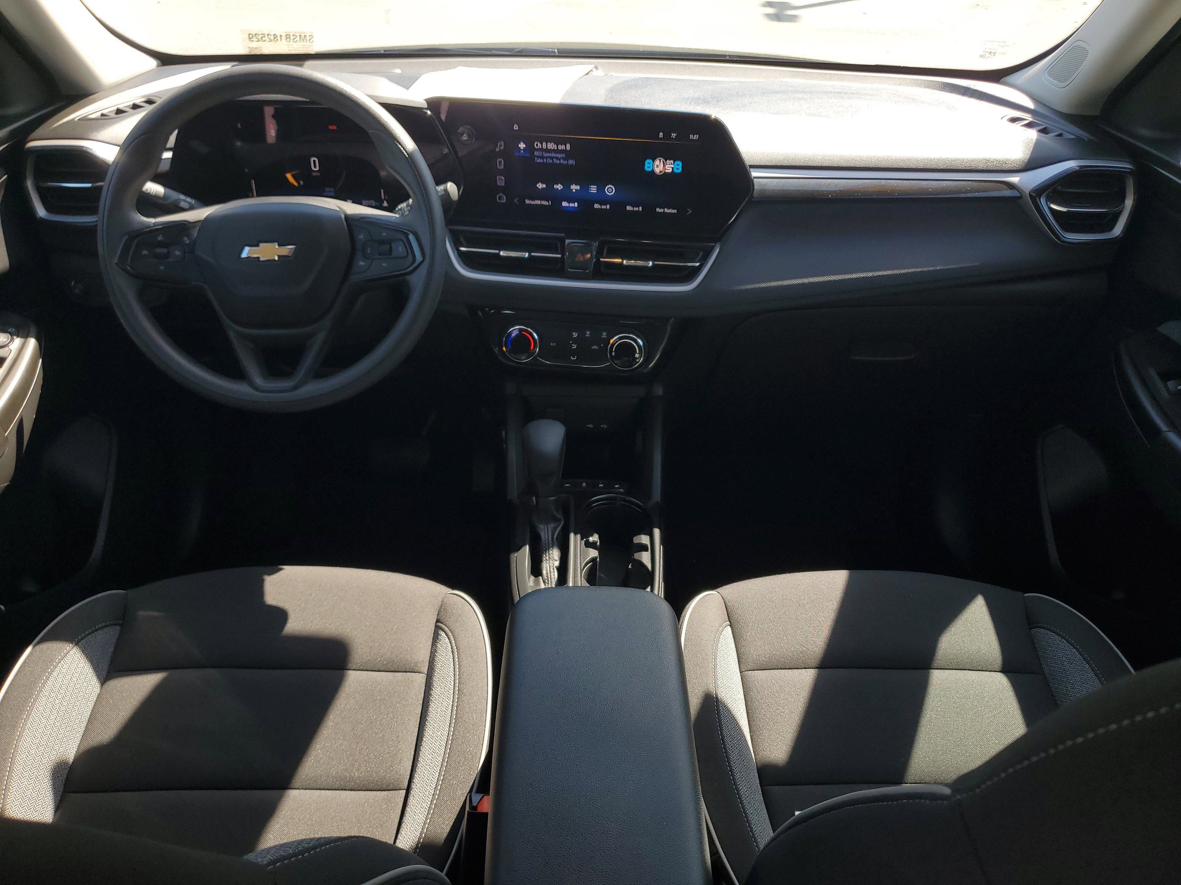 Used 2025 Chevrolet TrailBlazer LT FWD image 14