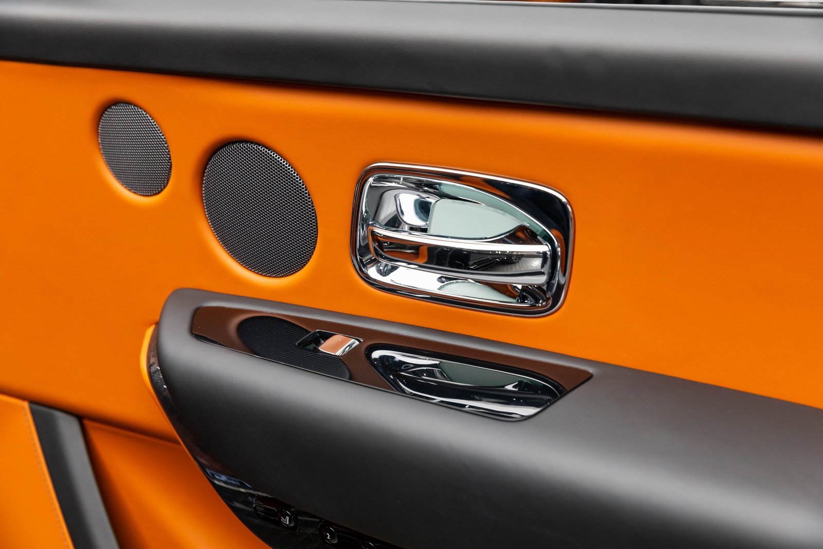 New 2026 Rolls-Royce Cullinan Black Badge image 37