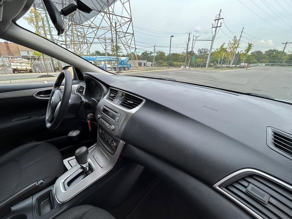 Used 2013 Nissan Sentra S FWD image 32