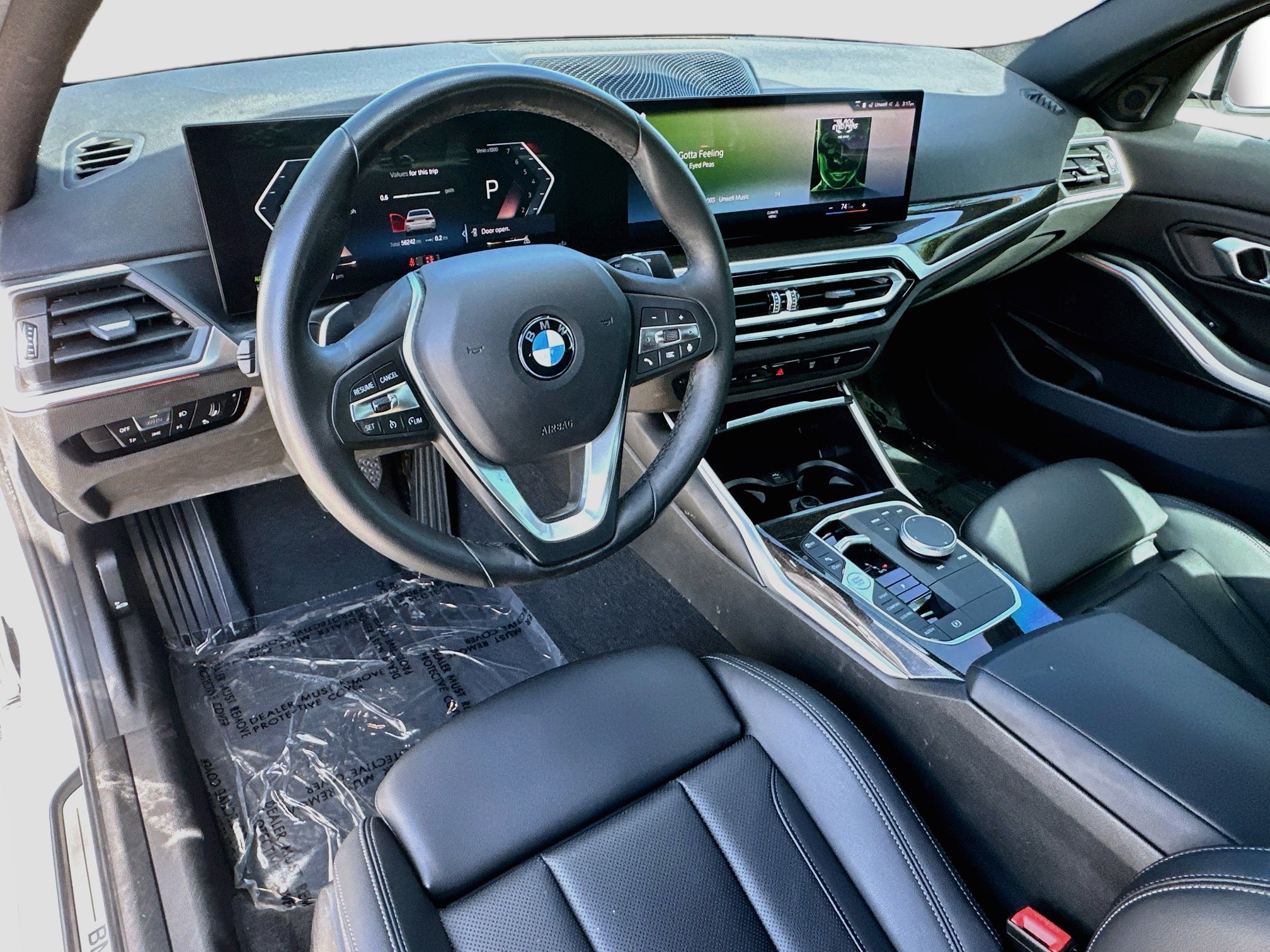 Used 2023 BMW 330i Sedan w/ Convenience Package RWD image 9