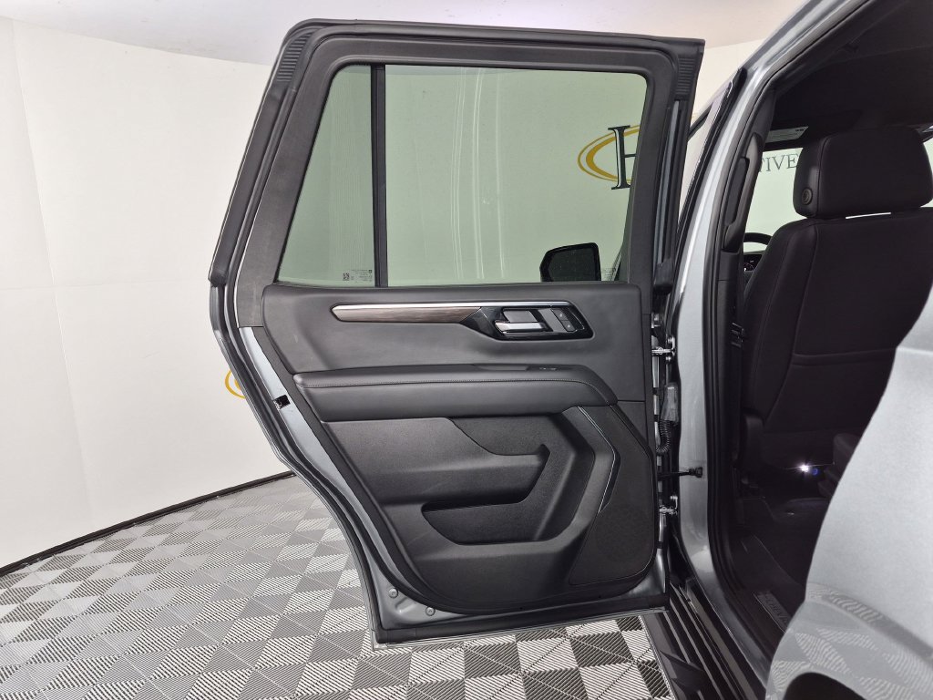 Certified 2025 Chevrolet Tahoe LT AWD/4WD image 31