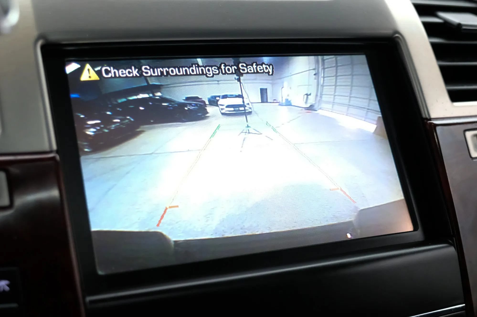 Used 2012 Cadillac Escalade EXT Premium AWD/4WD image 25