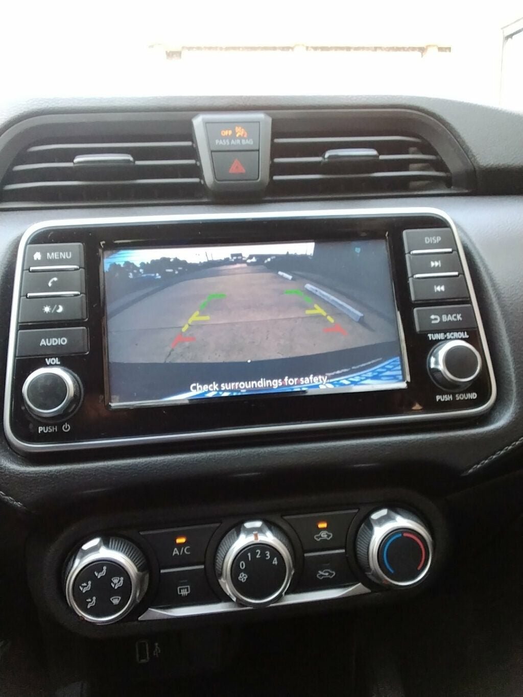 Used 2021 Nissan Versa S FWD image 18