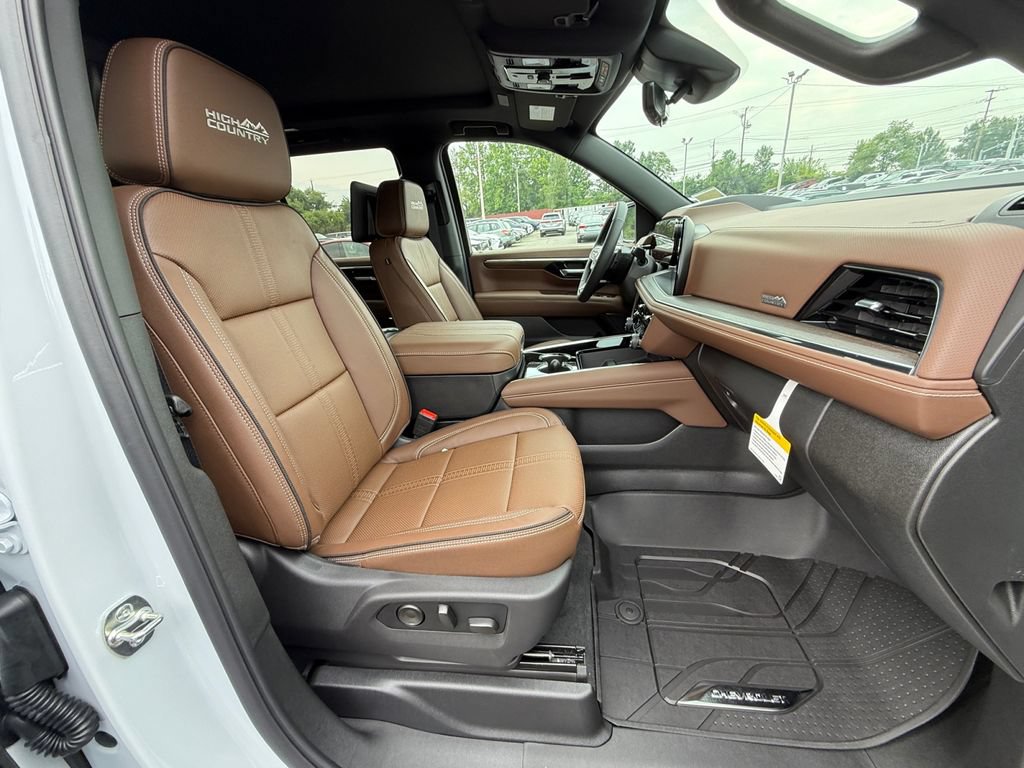 New 2026 Chevrolet Tahoe High Country AWD/4WD image 29