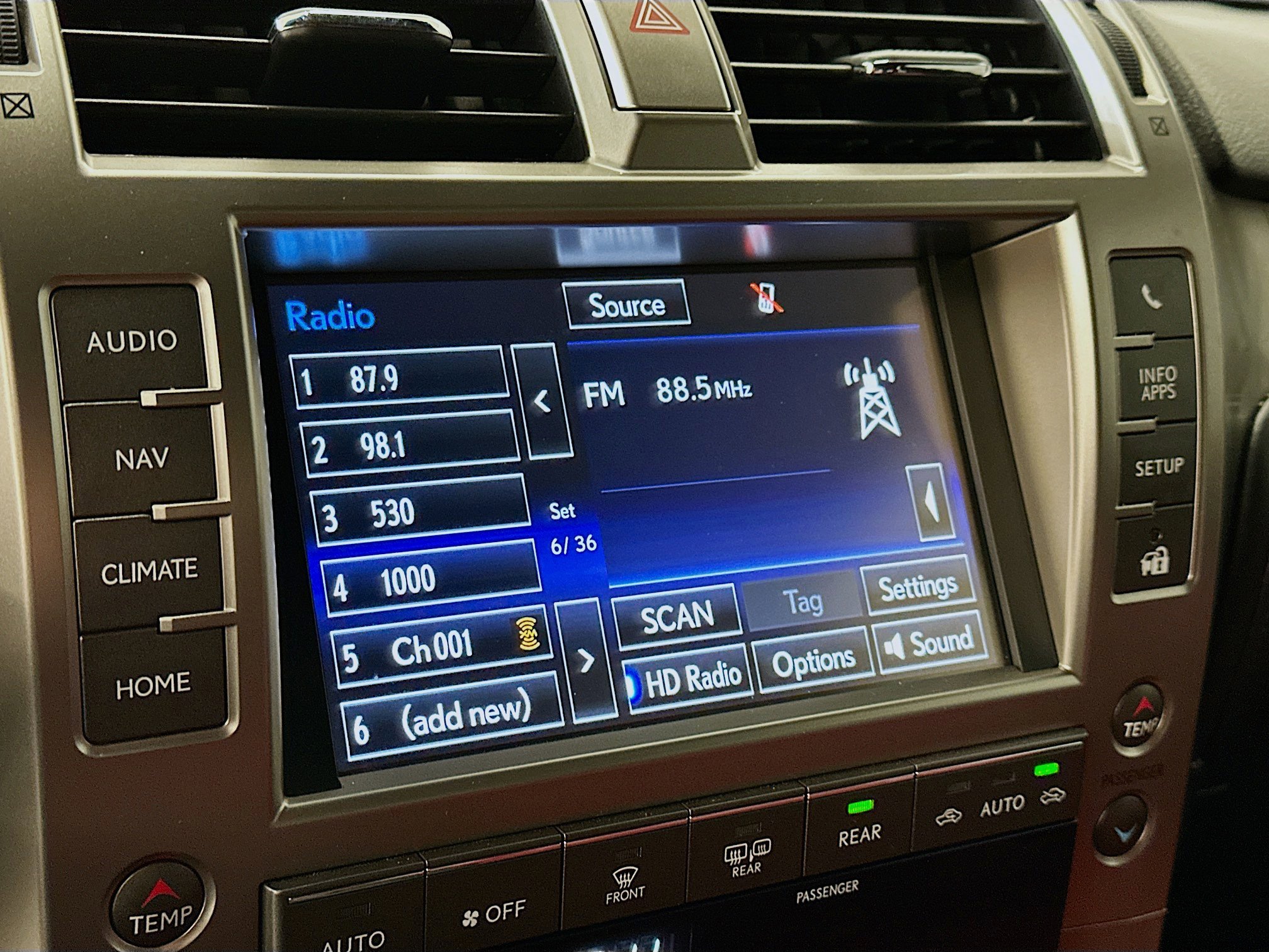 Used 2021 Lexus GX 460 Luxury image 21