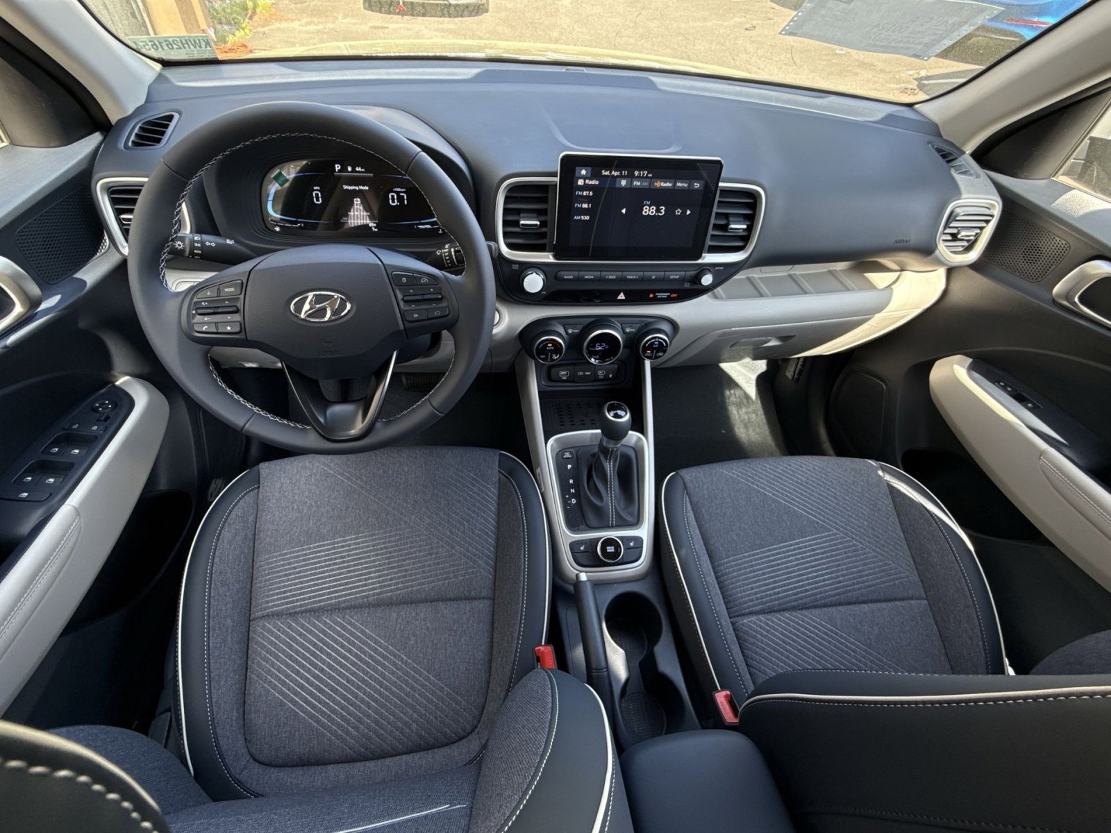 New 2026 Hyundai Venue SEL FWD image 23