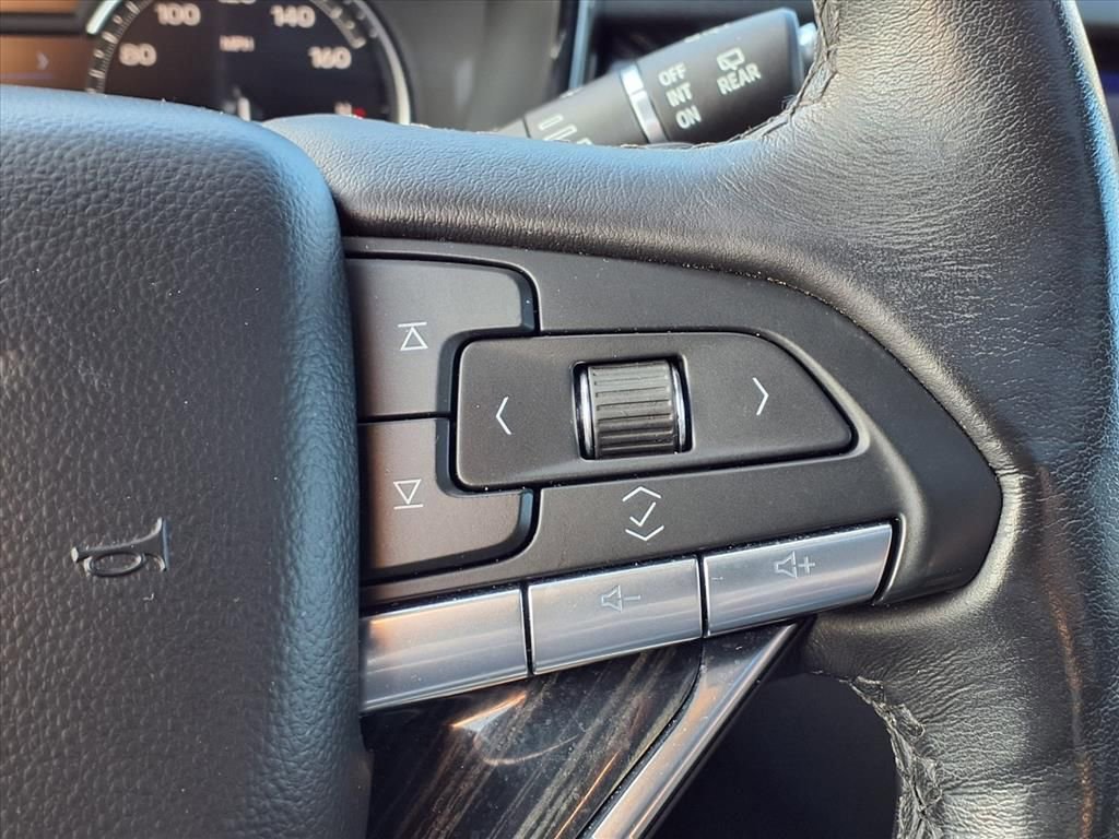 Used 2024 Cadillac XT6 Premium Luxury image 25