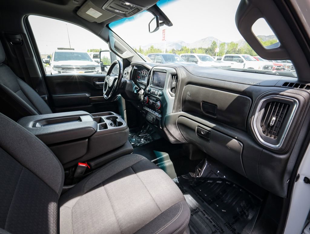 Used 2023 Chevrolet Silverado 3500 LT w/ Convenience Package AWD/4WD image 22