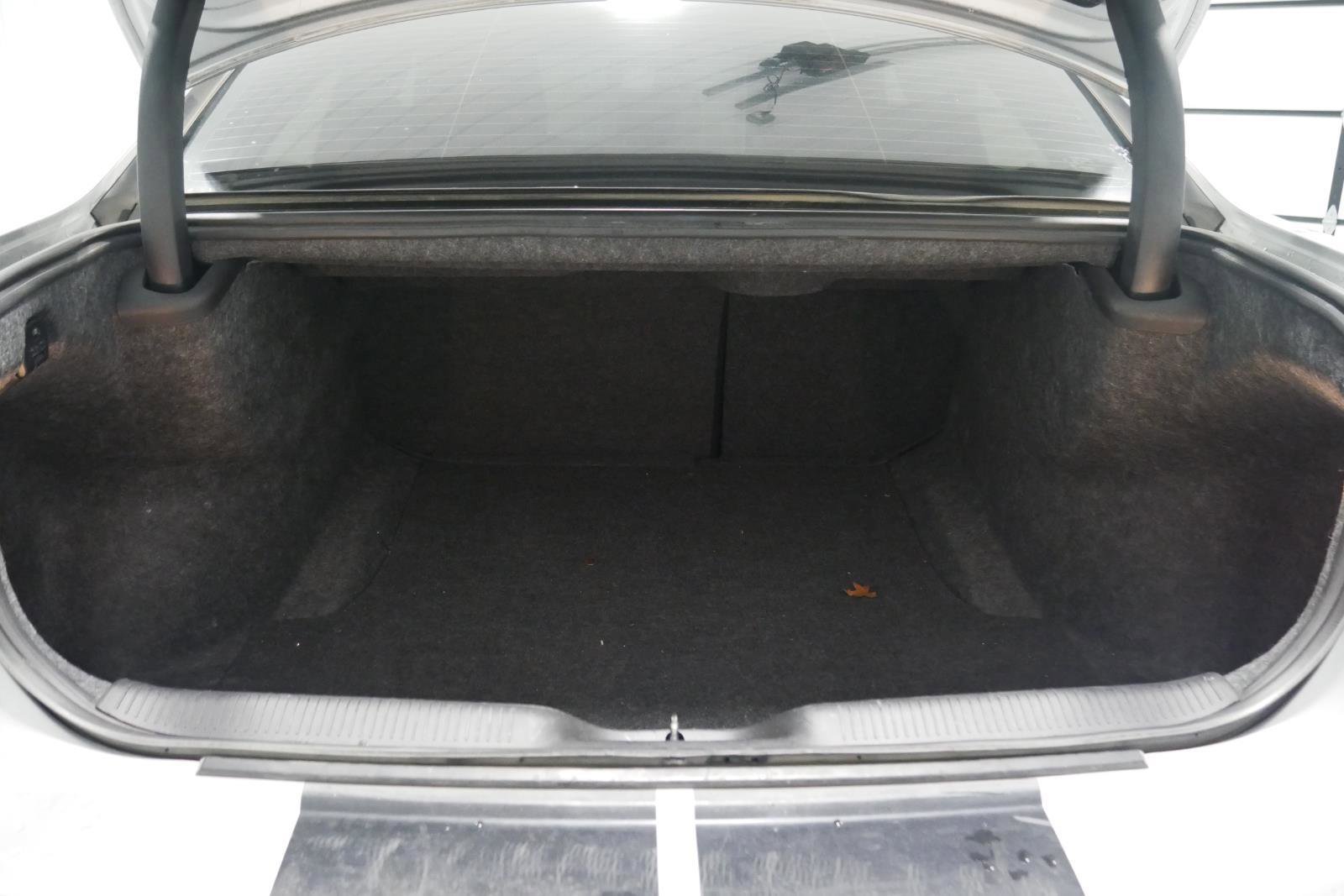 Used 2022 Dodge Charger SXT w/ Blacktop Package image 26