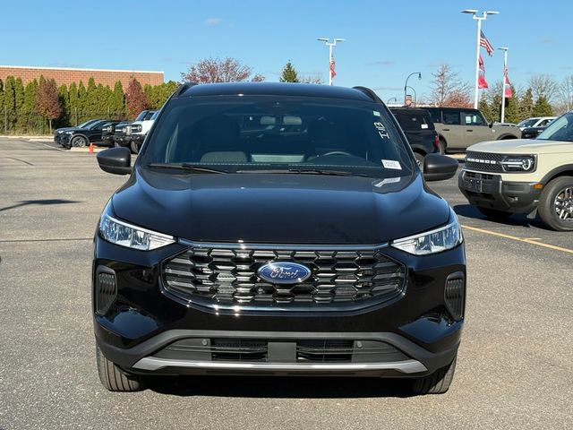 New 2026 Ford Escape ST-Line w/ Tech Pack #1 image 3