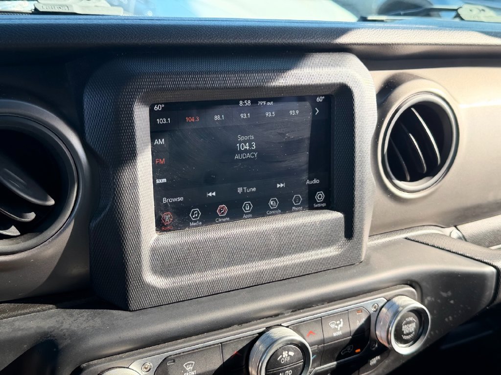 Used 2021 Jeep Gladiator Sport AWD/4WD image 22