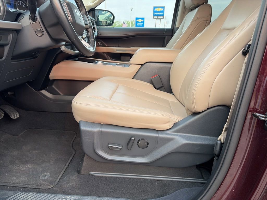 Used 2024 Ford Expedition Max XLT RWD image 17