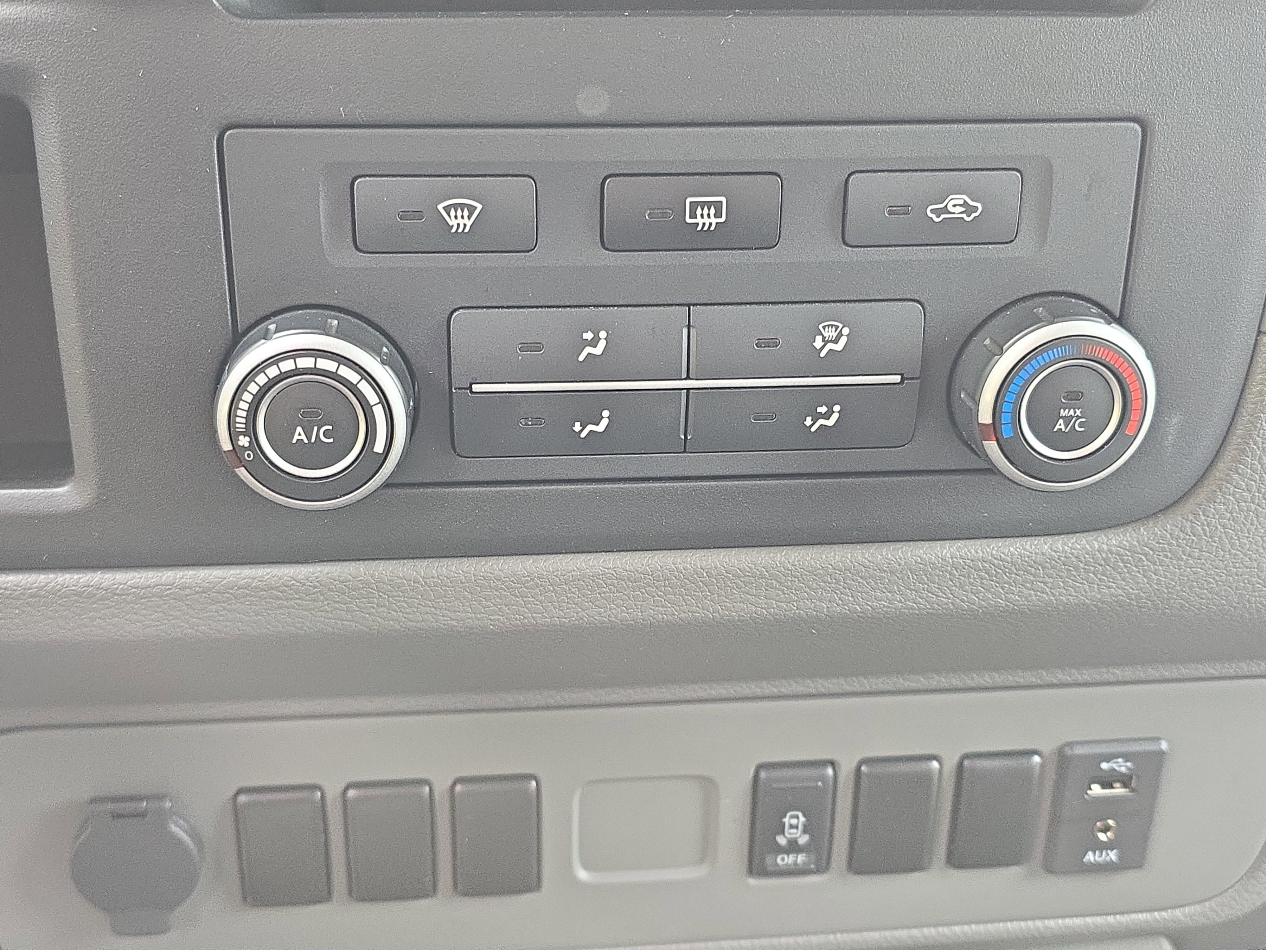 Used 2018 Nissan NV 1500 SV w/ Rear Door Glass Package RWD image 20