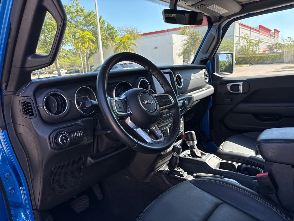 Used 2021 Jeep Gladiator Overland w/ Popular Equipment Package AWD/4WD image 11