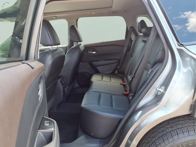 Used 2022 Nissan Rogue SV w/ SV Premium Package AWD/4WD image 22