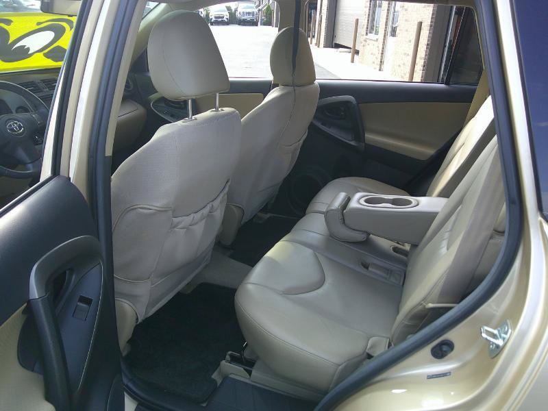 Used 2012 Toyota RAV4 Limited w/ Navigation Value Pkg FWD image 17
