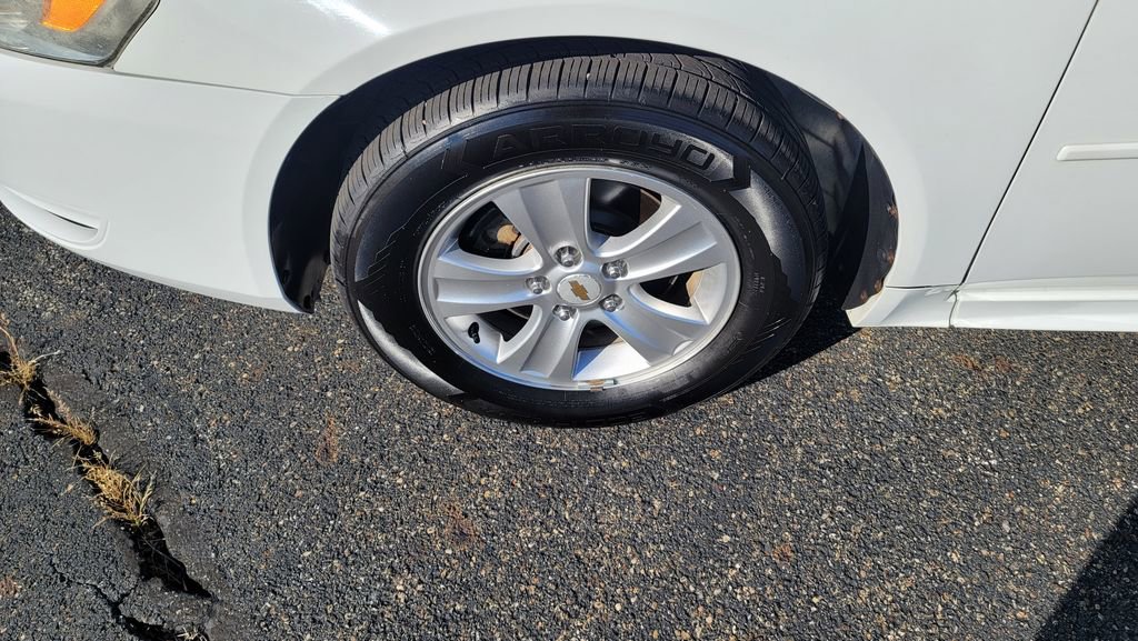 Used 2014 Chevrolet Impala LS image 6