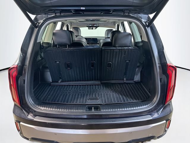 Used 2025 Kia Telluride S FWD image 23