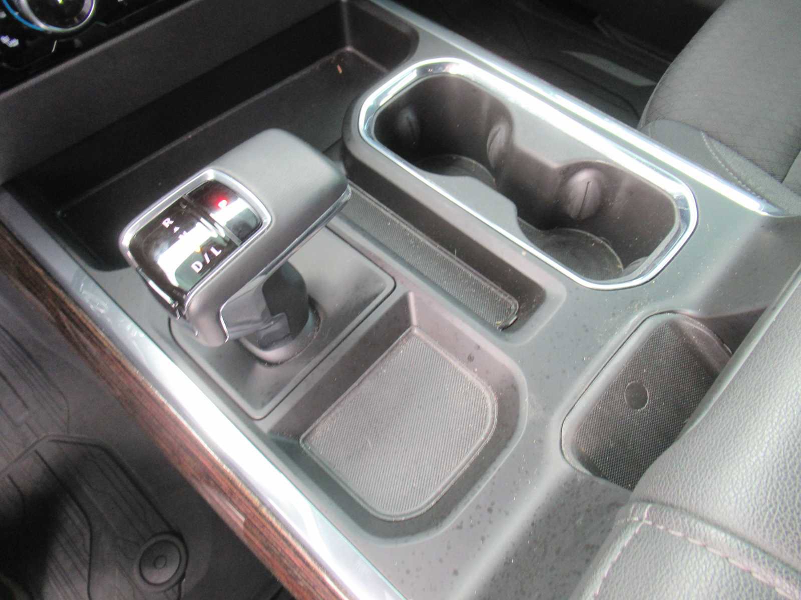 Used 2024 GMC Sierra 1500 Elevation w/ Preferred Package image 38