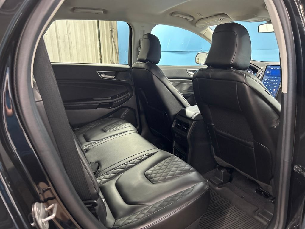 Used 2024 Ford Edge Titanium w/ Equipment Group 301A AWD/4WD image 43