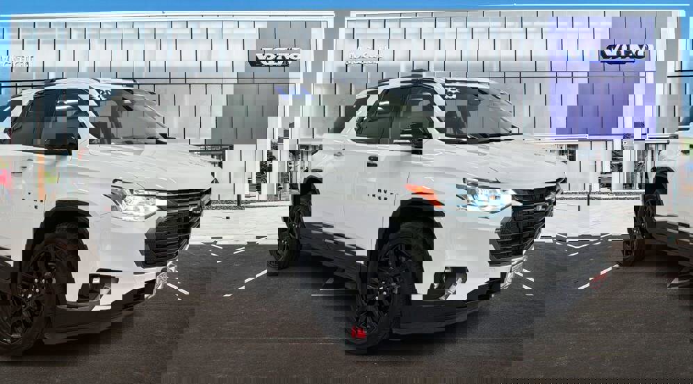 Used 2020 Chevrolet Traverse Premier w/ Redline Edition